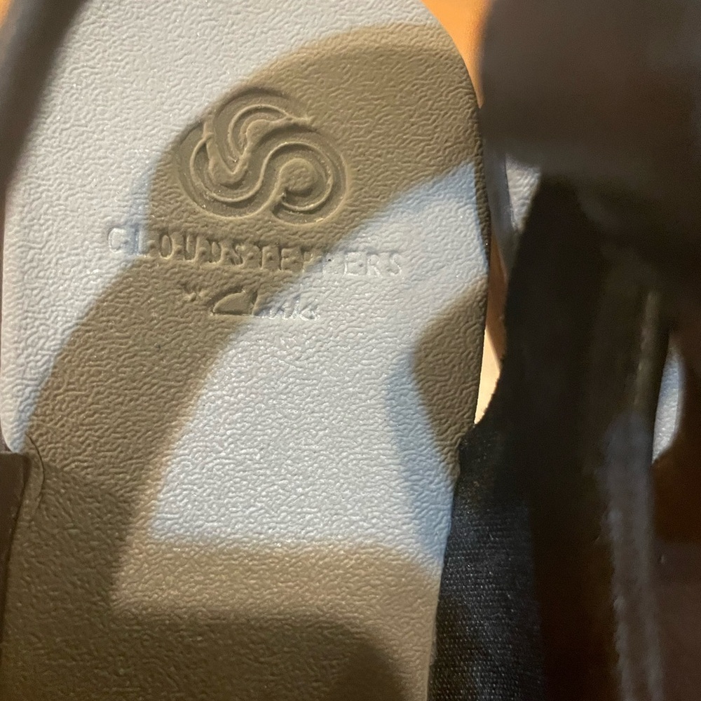 Cloudsteppers by Clarks Black Wedge Sandals Comfort Design - Picture 7 of 9